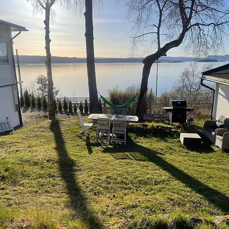 Nice Apartment With1 Bedroom Separate Living Room With A Sofa Bed And A Tiny Kitchen A Bathroom Located In Nordstrand Near By The Sea For 3 Guests With A Garden And Grill 5 Extra Guests With Extra Cost In The Cabin With Sea View Just Outside The Apar Oslo Extérieur photo