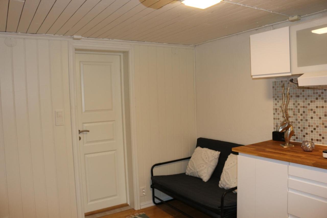 Nice Apartment With1 Bedroom Separate Living Room With A Sofa Bed And A Tiny Kitchen A Bathroom Located In Nordstrand Near By The Sea For 3 Guests With A Garden And Grill 5 Extra Guests With Extra Cost In The Cabin With Sea View Just Outside The Apar Oslo Extérieur photo