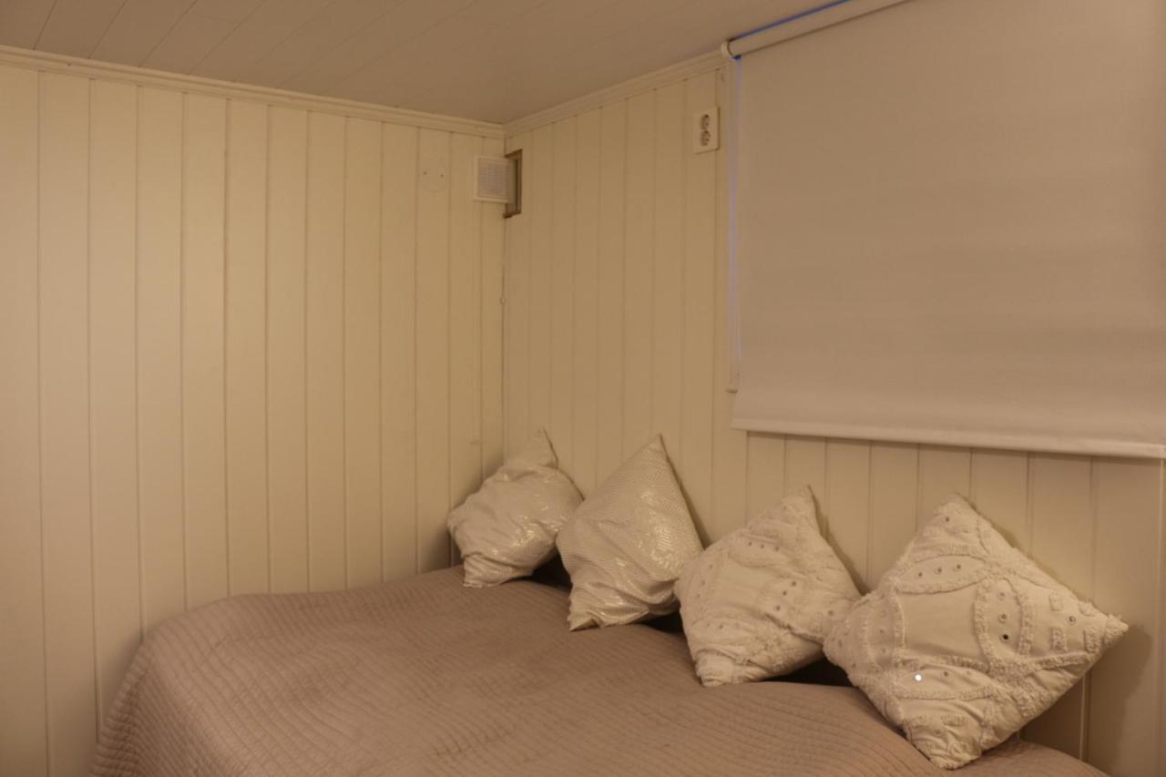 Nice Apartment With1 Bedroom Separate Living Room With A Sofa Bed And A Tiny Kitchen A Bathroom Located In Nordstrand Near By The Sea For 3 Guests With A Garden And Grill 5 Extra Guests With Extra Cost In The Cabin With Sea View Just Outside The Apar Oslo Extérieur photo
