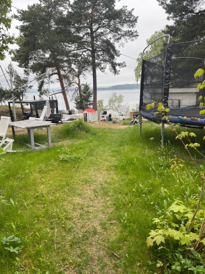 Nice Apartment With1 Bedroom Separate Living Room With A Sofa Bed And A Tiny Kitchen A Bathroom Located In Nordstrand Near By The Sea For 3 Guests With A Garden And Grill 5 Extra Guests With Extra Cost In The Cabin With Sea View Just Outside The Apar Oslo Extérieur photo
