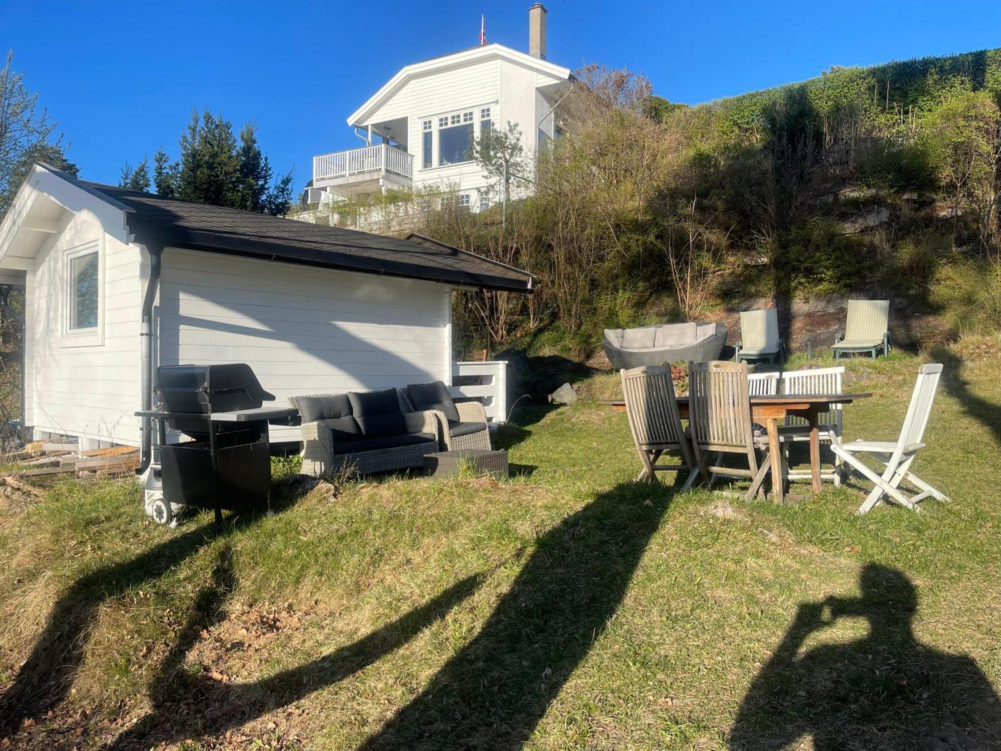 Nice Apartment With1 Bedroom Separate Living Room With A Sofa Bed And A Tiny Kitchen A Bathroom Located In Nordstrand Near By The Sea For 3 Guests With A Garden And Grill 5 Extra Guests With Extra Cost In The Cabin With Sea View Just Outside The Apar Oslo Extérieur photo