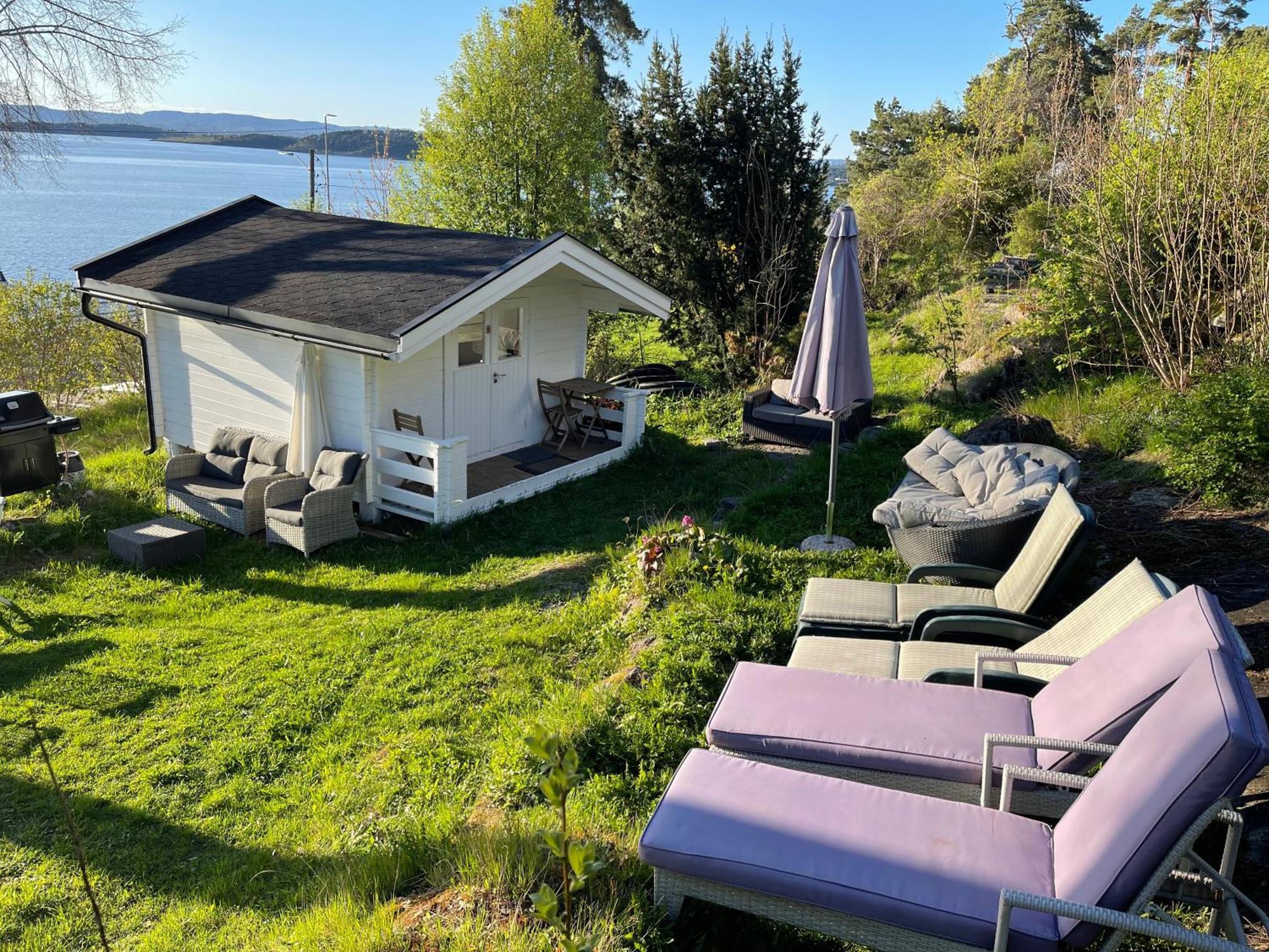 Nice Apartment With1 Bedroom Separate Living Room With A Sofa Bed And A Tiny Kitchen A Bathroom Located In Nordstrand Near By The Sea For 3 Guests With A Garden And Grill 5 Extra Guests With Extra Cost In The Cabin With Sea View Just Outside The Apar Oslo Extérieur photo
